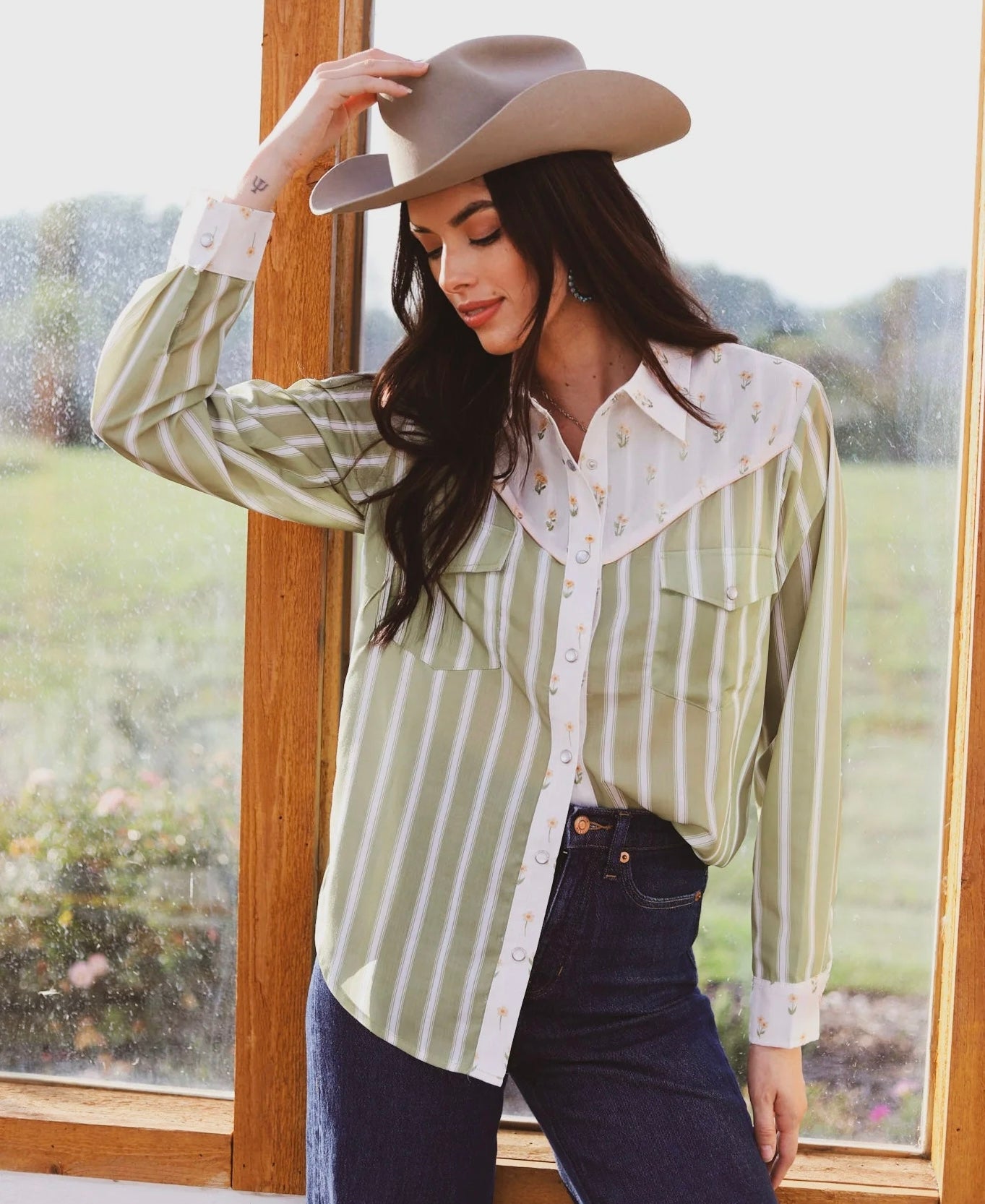 Howdy Hanny Olive Stripe/Daisy Mixed Pattern Pearl Snap