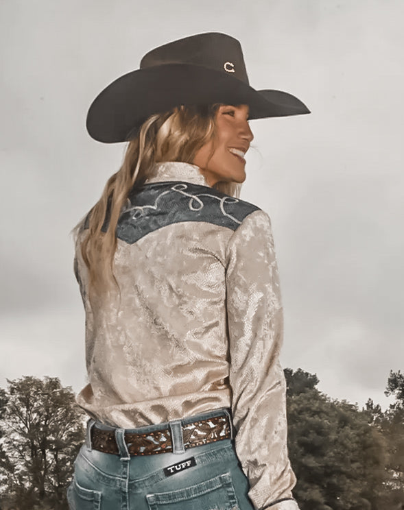 Cowgirl Tuff Performance Pullover - Blue/Cream Snakeskin