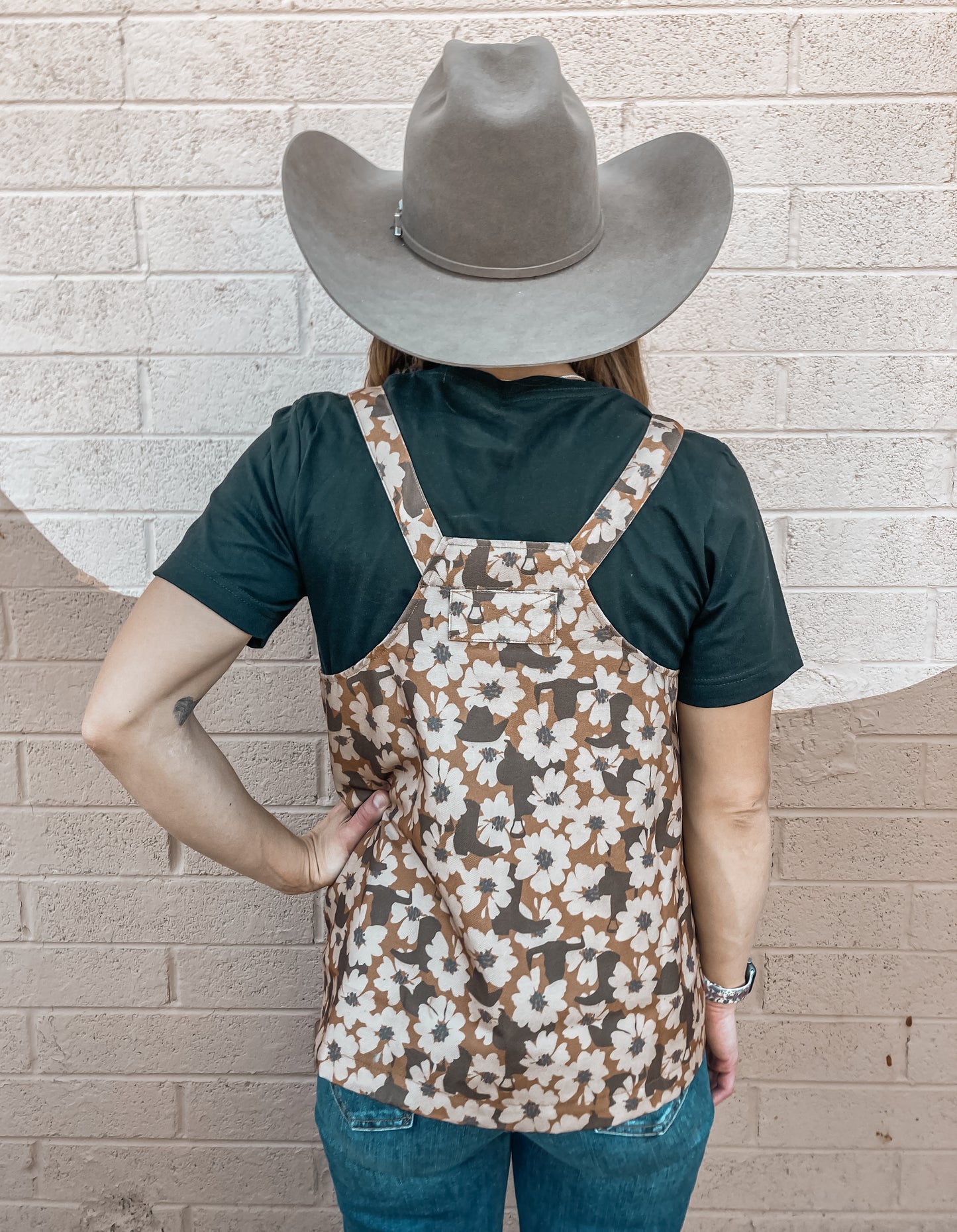 Buckin' Bibs Floral Top