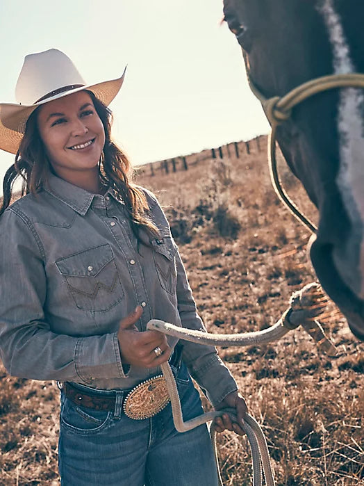 Women’s Wrangler Grey Denim Western Snap Shirt