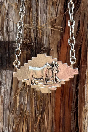 The Showman Necklace