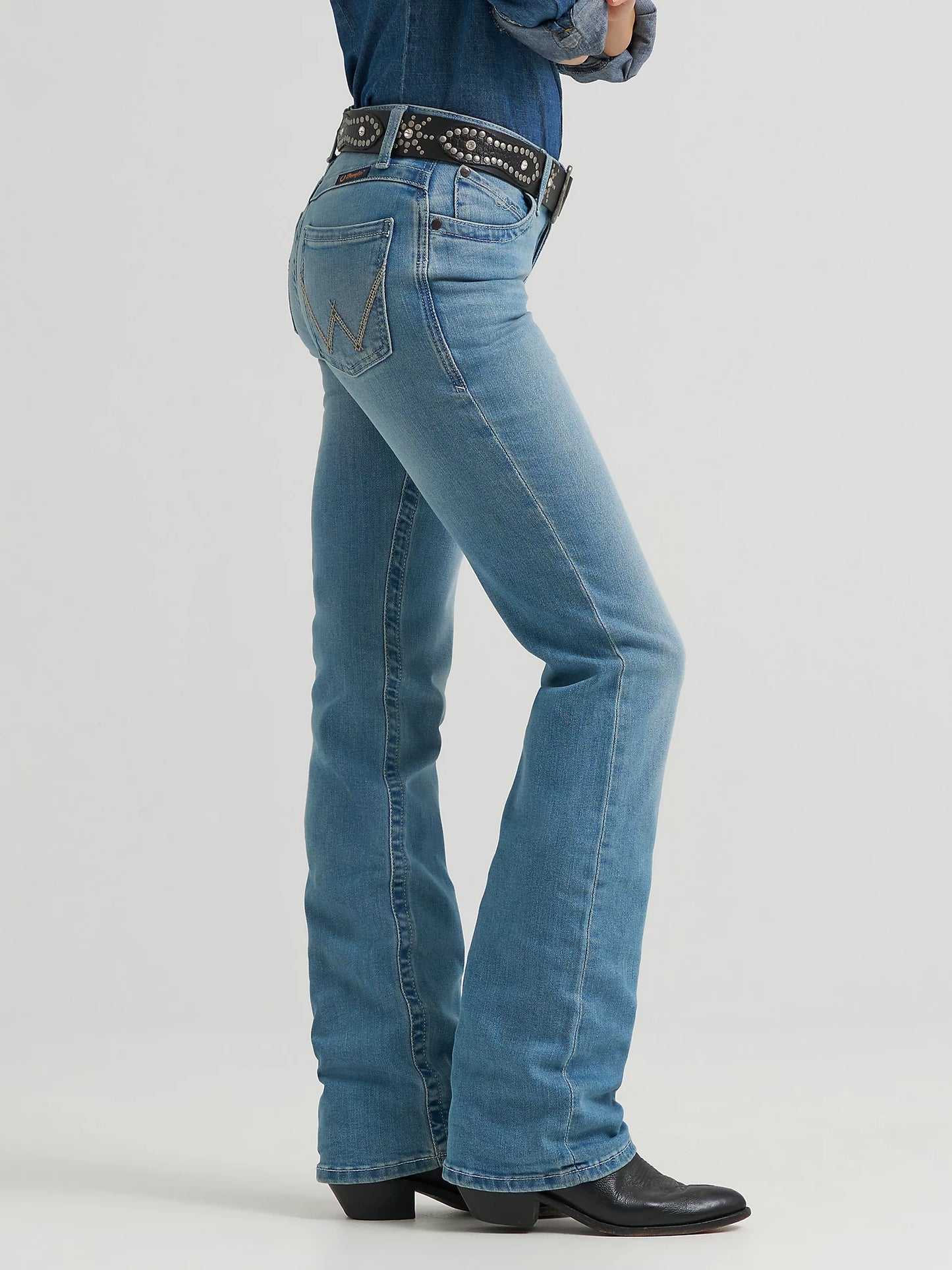 Women’s Light Wash Willow Wrangler Jeans