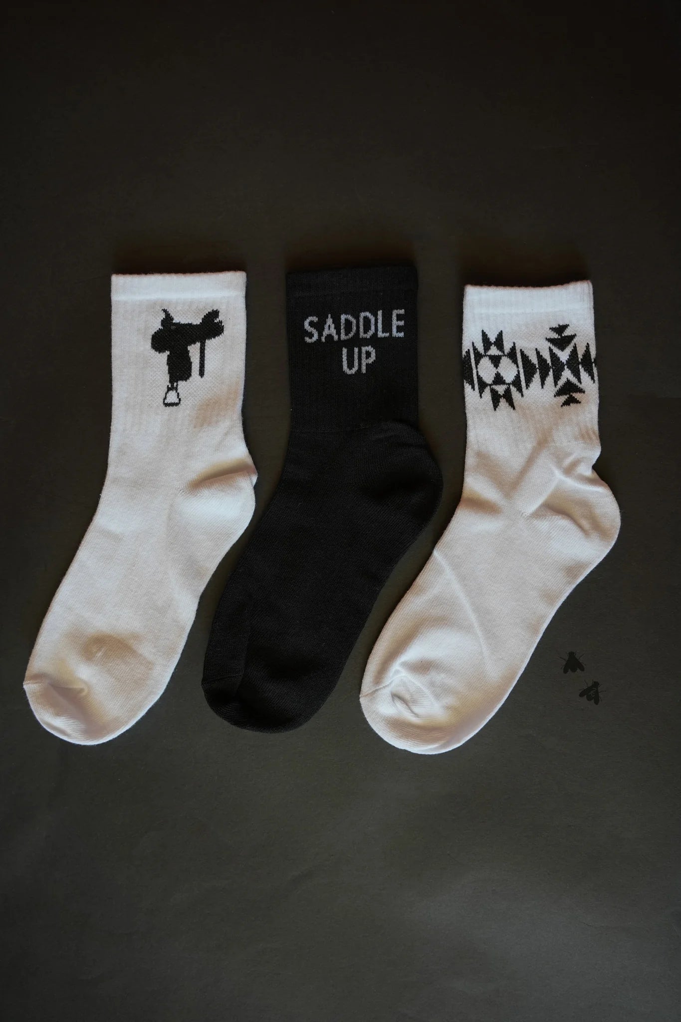 Sock ‘Em Western- Saddle Up Mono